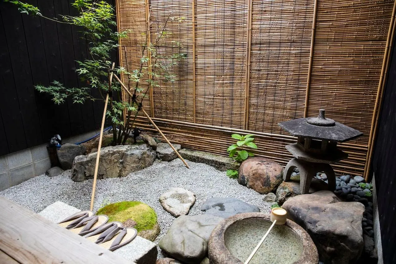 Kiyomizu Villa-完全一軒貸切の京都の町屋-庭付き contacts